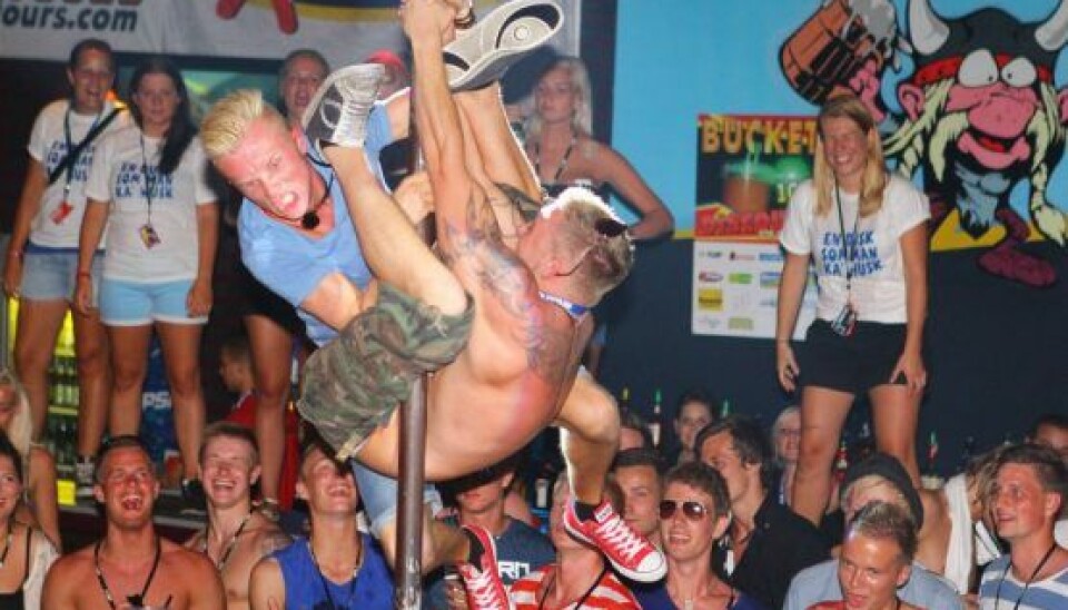 Drengene giver den tydeligvis gas. (Foto: DUF_Rejser)