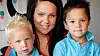 Seerne elsker Camilla og hendes to sønner, Sebastian(tv) og Oliver. (Foto: Kretine Haveman/SBS)
