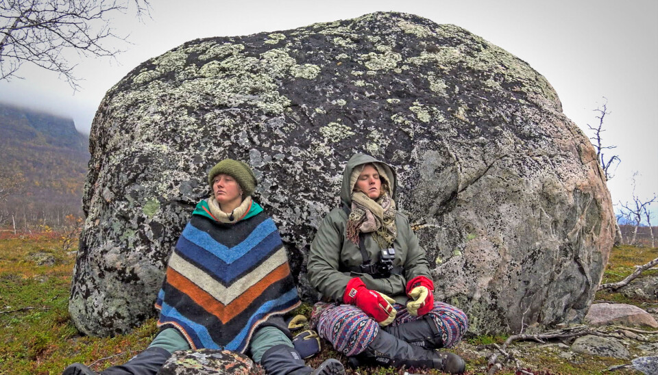 Camillas hustru, Martha Marie
Jensen, har også været i vildmarken. I 2021 blev deltagerne
sendt til Norge i par, og dengang
holdt Camilla og Martha i 29
dage, før de tog hjem.