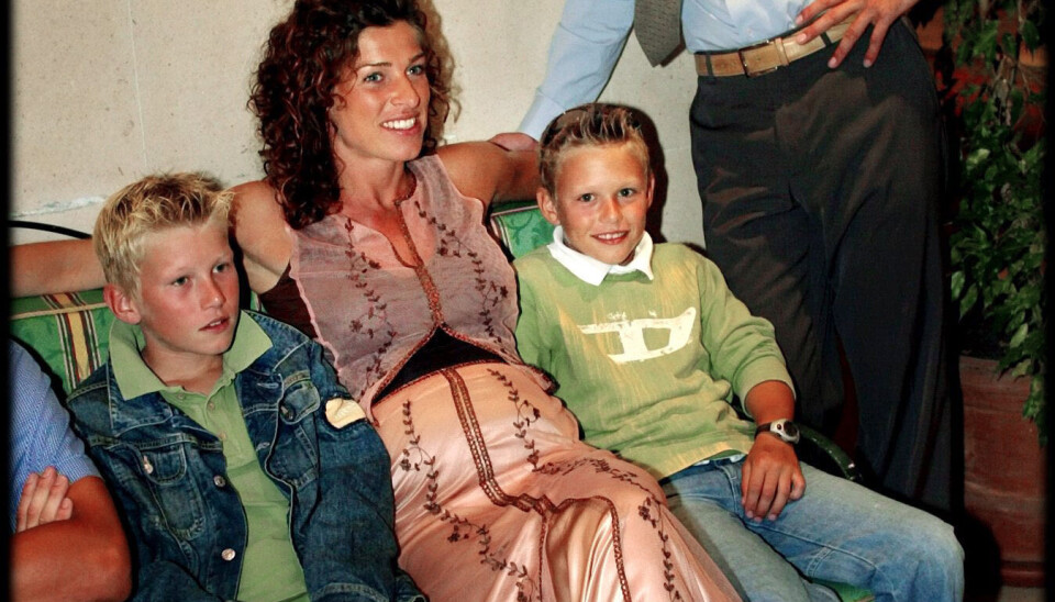 Anne Dorthe har været gift
med Bjarne Riis siden 2009.
Sammen har de fire sønner
i alderen 13 til 21 år, mens
Bjarne også har to sønner
fra et tidligere forhold.