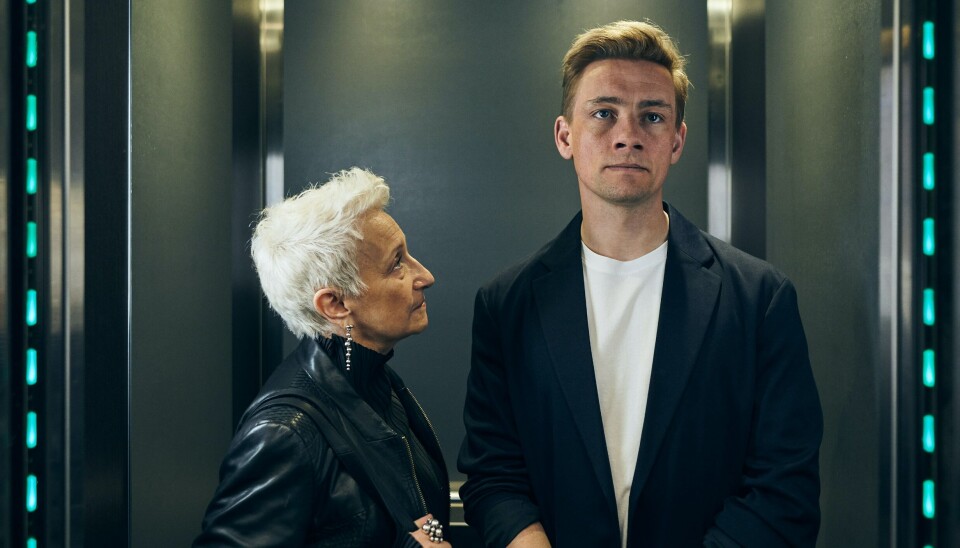 Vibeke (Ina-Miriam Rosenbaum) og Joe (Esben Smed) i 'Agent'.