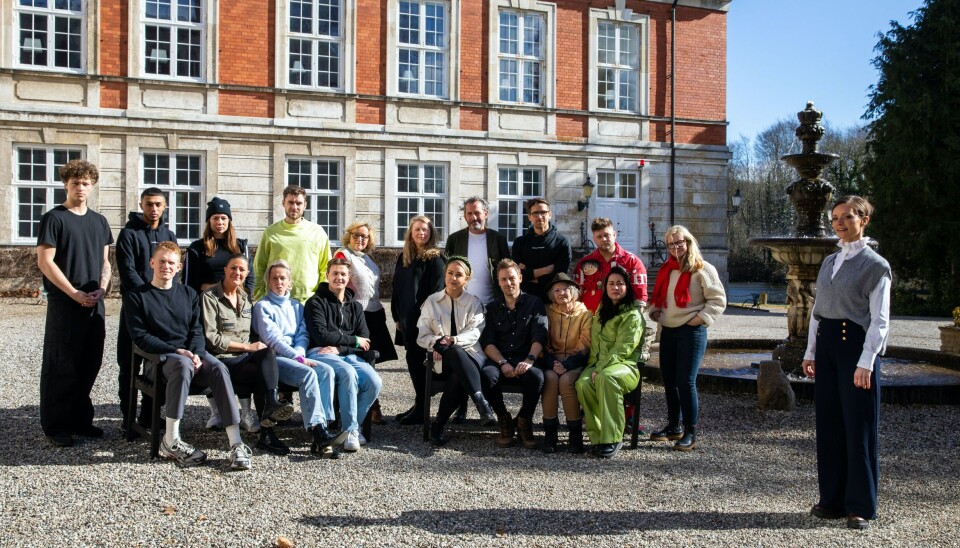 18 kendisser er med i det nye TV2-program 'Forræder'.