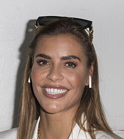 Philine deler ærligt billede: Sådan har du aldrig set hende før