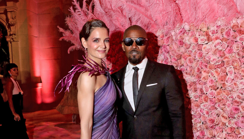 Jamie og
Katie Holmes,
44, blev kærester tilbage
i 2013. Parret
gik fra hinanden igen
i 2019, og
rygter siger,
at Jamie har
rakt ud til
Katie for at
genstarte
romancen
efter hans
sygdomsforløb.