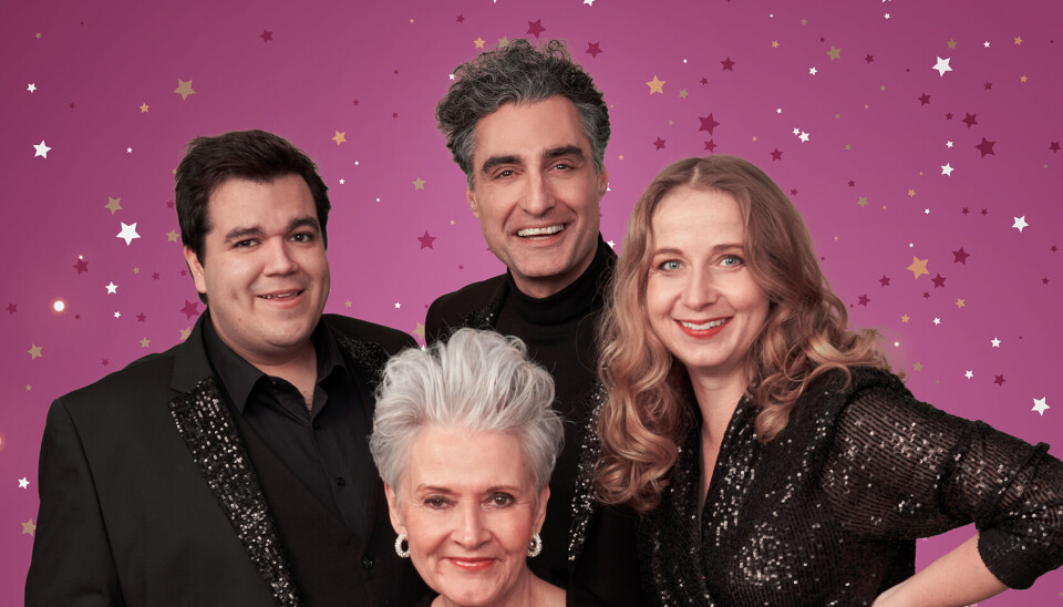 Lukas Birch,
Anne Karin Broberg, Farshad Kholghi og Ulla Vejby
er klar til premieren på
årets Pejseshow 2023.