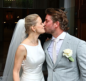 Se det smukke brudepar: Julie Zangenberg og Andreas Bagh gift