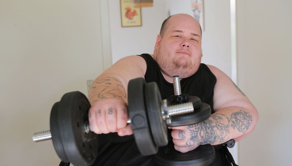 Stefan Jepsen under optagelserne til 'Stor mand'.