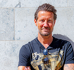 Frederik Fetterlein: Sex to-tre gange om dagen