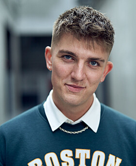 Lucas langer ud: Fuldstændig foræring