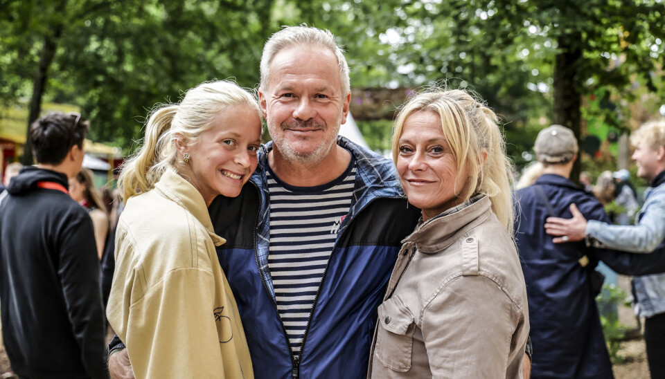 – Jeg elsker at at tage på festival, hvor man får lidt af al musik. Det, man kender i forvejen og noget nyt, man ikke kender. Jeg er stadig nysgerrig, siger Dan, her på SMUKFEST 2023 med Pippi og Charlotte.