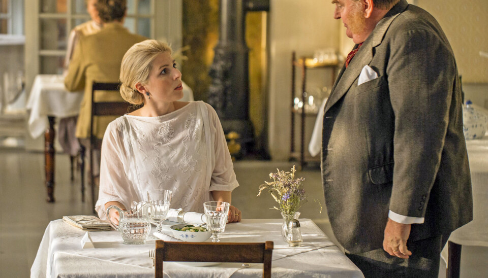 Cecilie Stenspil, der spiller Helene i 'Badehotellet' sæson 1 sammen med Ole Thestrup