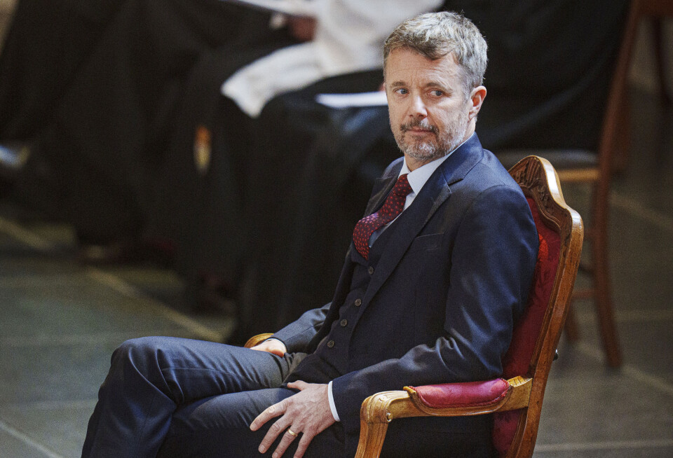 Kong Frederik X overværer fredsgudstjenesten i anledning af toårsdagen for invasionen i Ukraine.