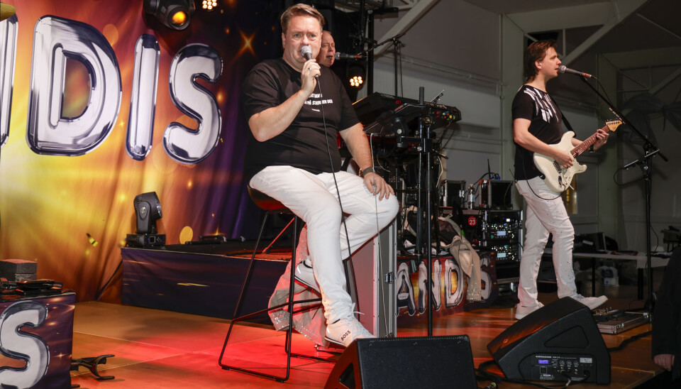 Der er genoptræning på programmet fra i næste uge. – Jeg fik at vide, at jeg skulle holde mig i ro i 14 dage. 'Det kan jeg næsten, men vi har koncert om to dage', måtte jeg sige til lægen efter operationen.