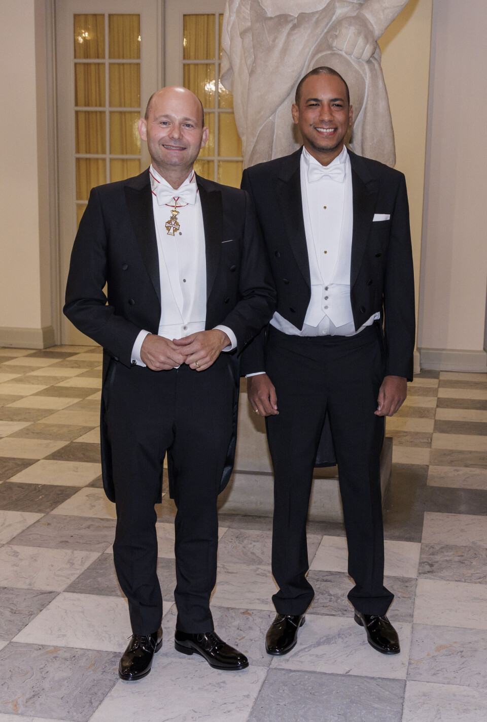 Søren Pape Poulsen og Josue Medina Vasquez ved Dronning Margrethes 50-års regeringsjubilæum på Christiansborg Slot.