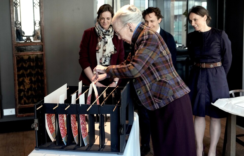 Dronning Margrethe til arbejdsmøde om Tivolis nye balletforestilling ”Klods-Hans”.
