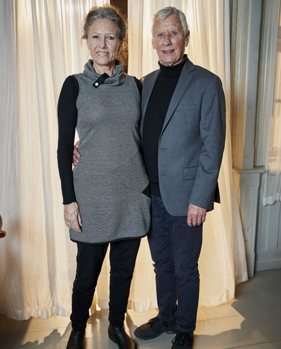 Pressemøde på 'Badehotellet', sæson 4, Paul Hüttel og Birthe Neumann.