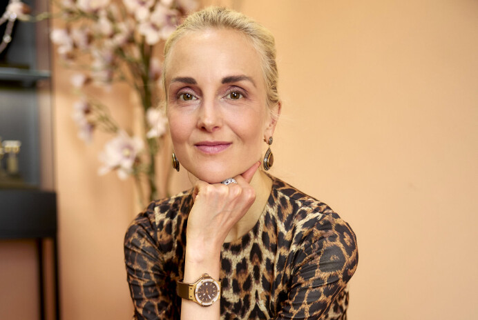 Mai Manniche irettesætter dronning Mary