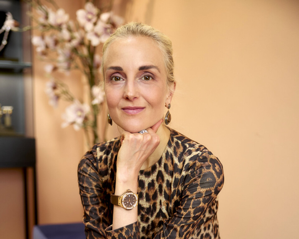 Mai Manniche irettesætter dronning Mary