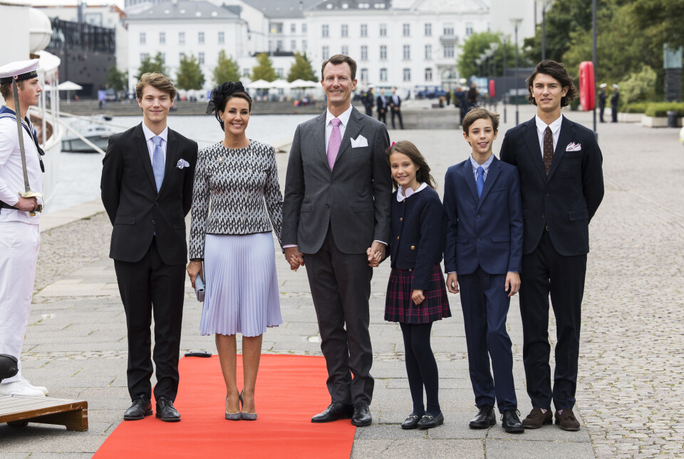 Prins Joachim og prinsesse Marie med hele familien.