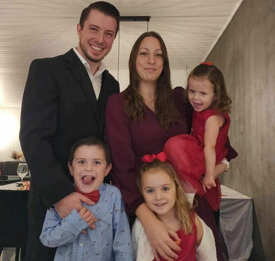 Billede 5 - Sabrina fra 'De unge mødre' med sin familie