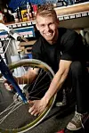 Niklas går all in i kampen for at finde den eneste ene. (Foto: Kanal4/Krestine Havemann)
