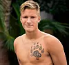 Sådan så Simon ud i 'Paradise Hotel 2014' (Foto: TV3)'