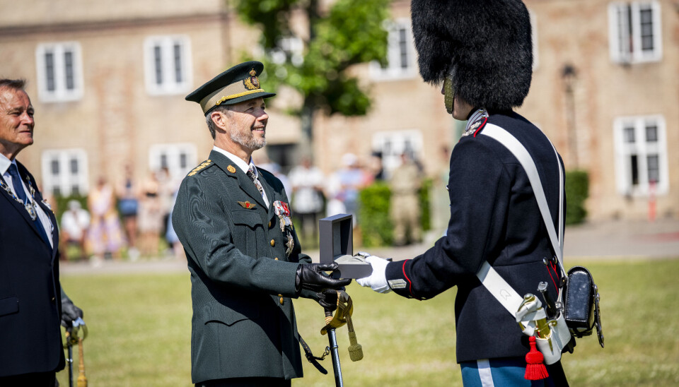 Garder Sebastian Lynge Overgaard fra Varde modtog Kongens Ur.