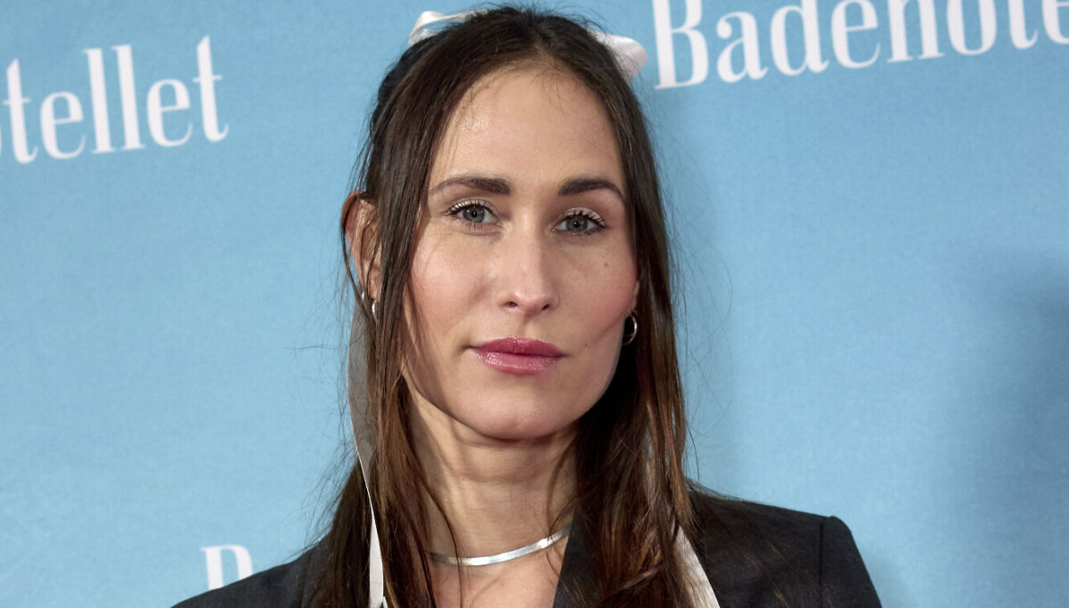 'Badehotellet'-skuespiller Rosalinde Mynster har sammen med sin bror ...