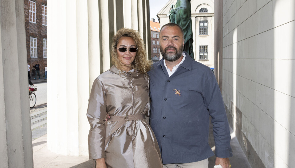 Bo Bech og Yasmin Kazemi til Julie Zangenberg og Andreas Baghs bryllup, Vor Frue Kirke