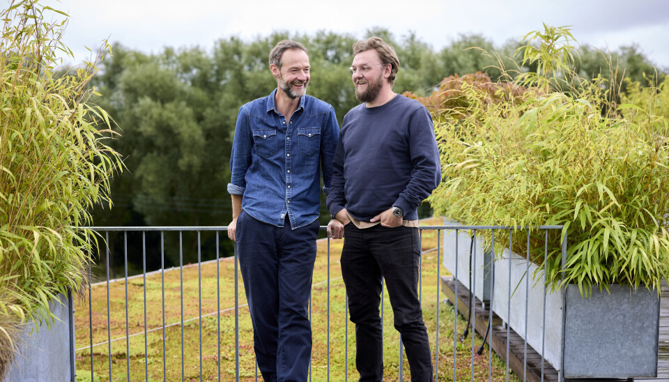 – Vi har været super tro mod konceptet, også når kameraerne var slukkede. Det gælder ikke kun os, men hele redaktionen, der var med os. Alle rejste klimavenligt, og der var ingen, der spiste kød, mens vi var af sted, og det er en ret fed følelse, fortæller Anders.