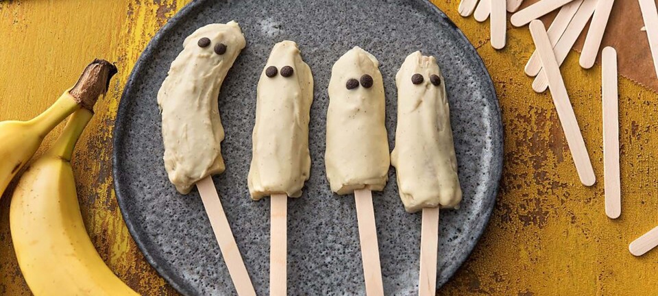 Sjov Halloween-dessert: Lav ”Bananspøgelser” med kun 3 ingredienser