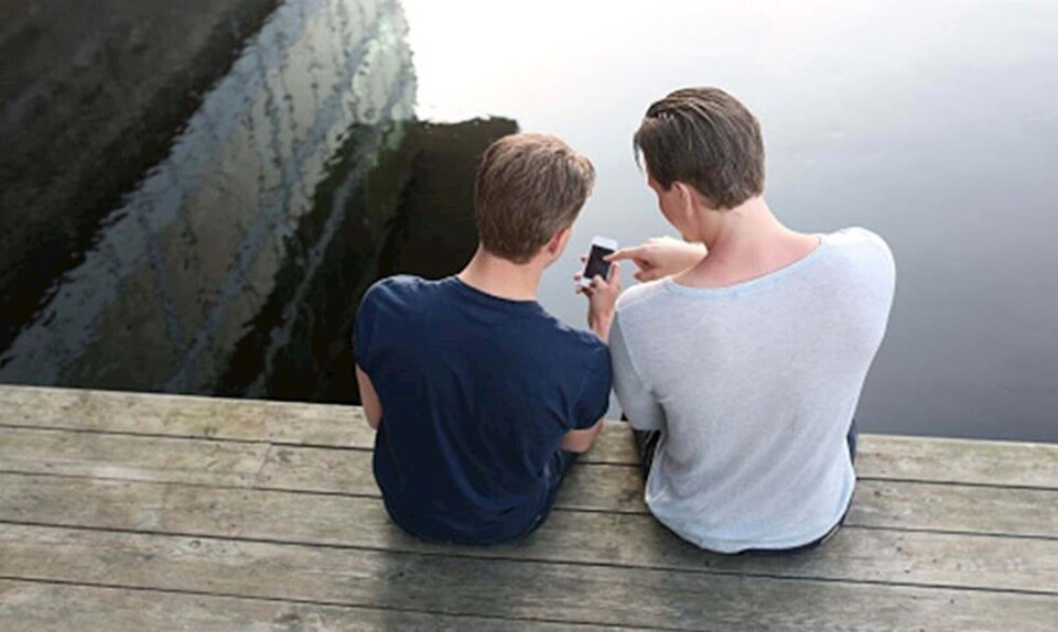 Unge deler nøgenbilleder