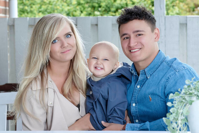 Tv-kendis sælger huset: Det skal de nu