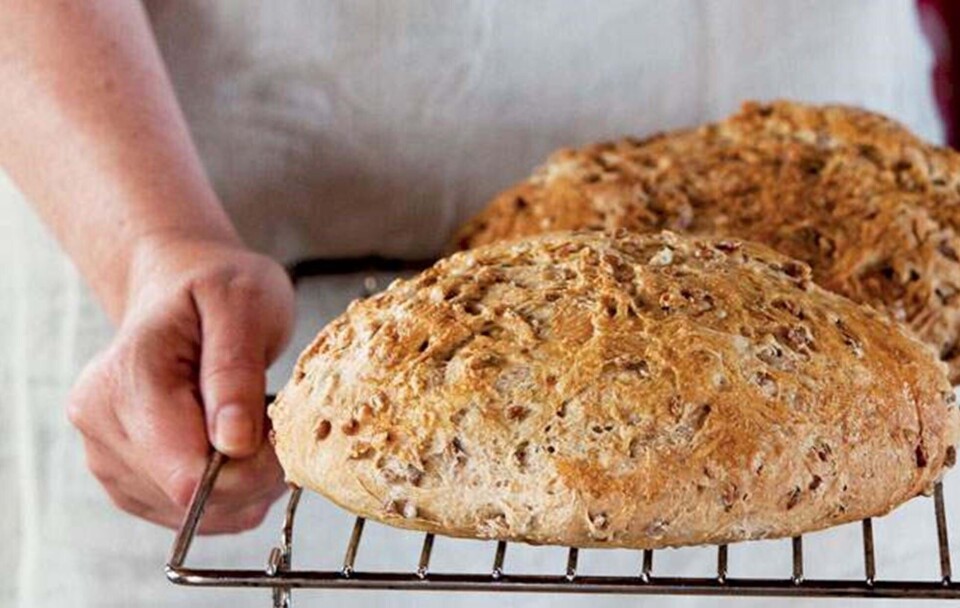 Opskrift på kærnemælksbrød med hvedekerner