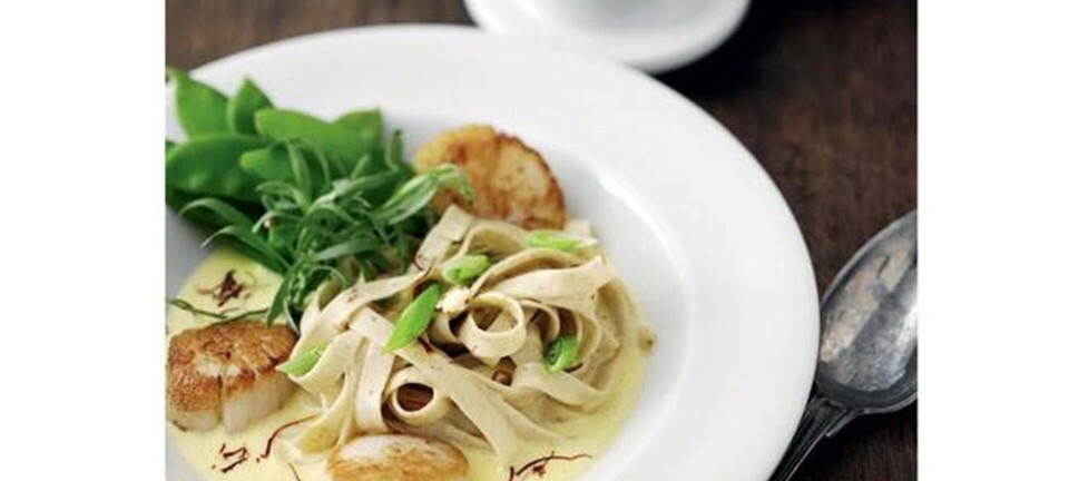 Fettuccine med safrancreme & kammuslinger