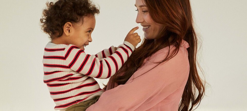 Stephanie Leon ammer sin to-årige søn: ”Hvorfor skal folk have så mange fordomme?”