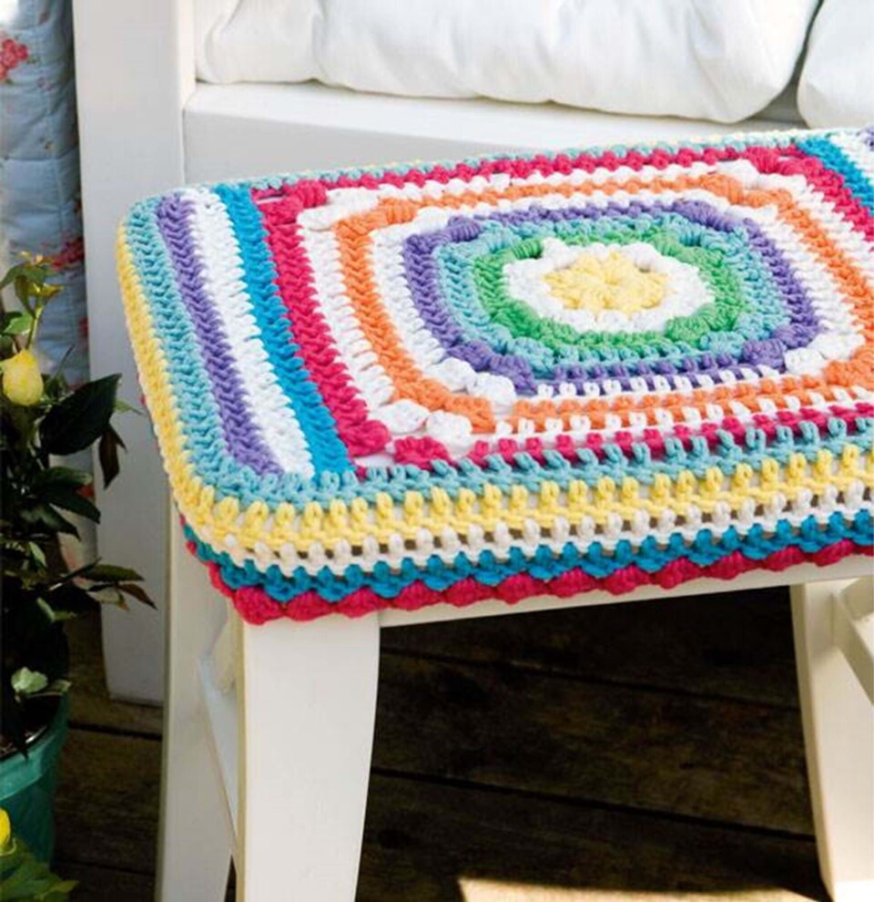 Hæklet betræk til skammel fra Hendes Verden