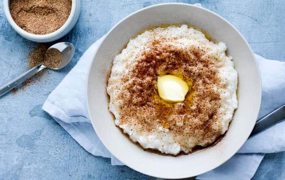Klassisk risengrød med kanelsukker