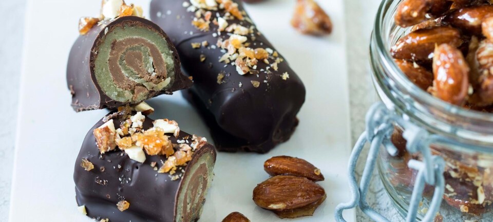 Minitræstammer med brændte mandler