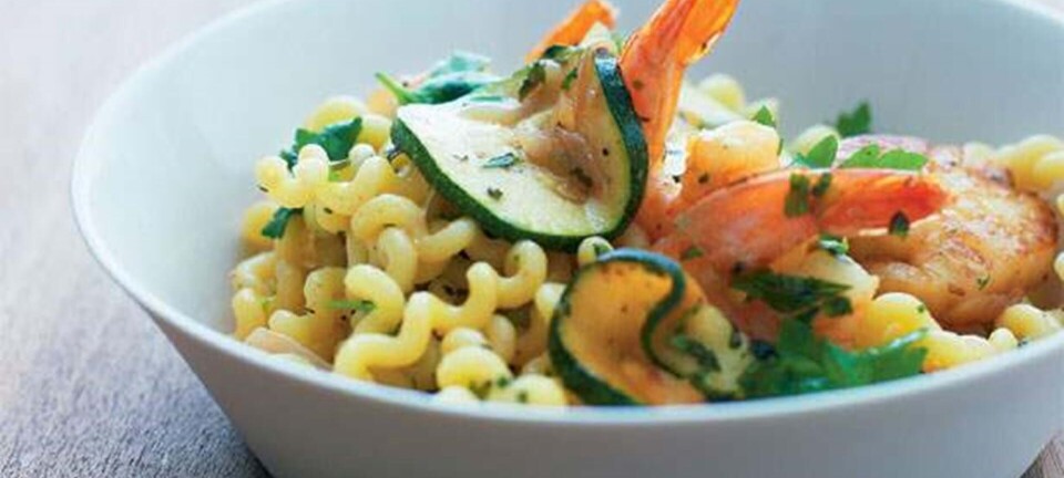 Pasta med rejer og kammuslinger