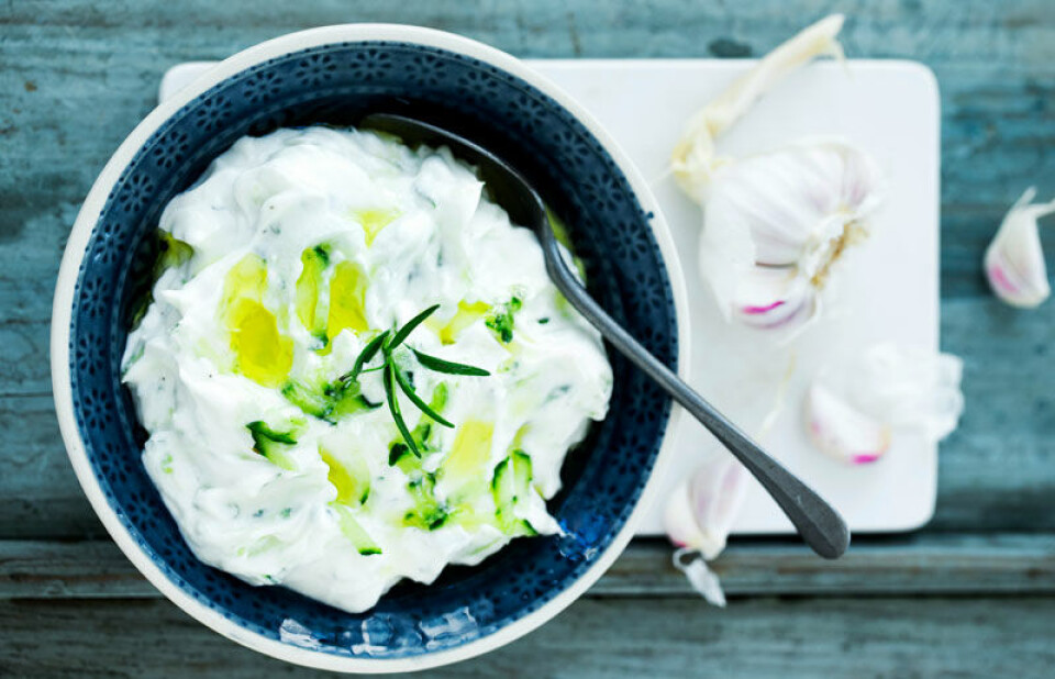gyros-tzatziki.jpg