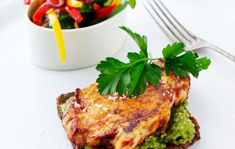 Marineret kotelet med peberfrugt-ratatouille