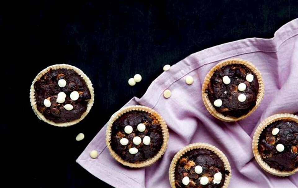 Bag lækre triple chokolademuffins