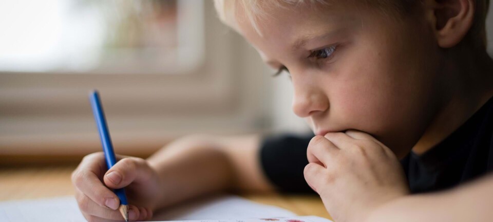 Skal min stille dreng presses til at deltage i legegruppe?