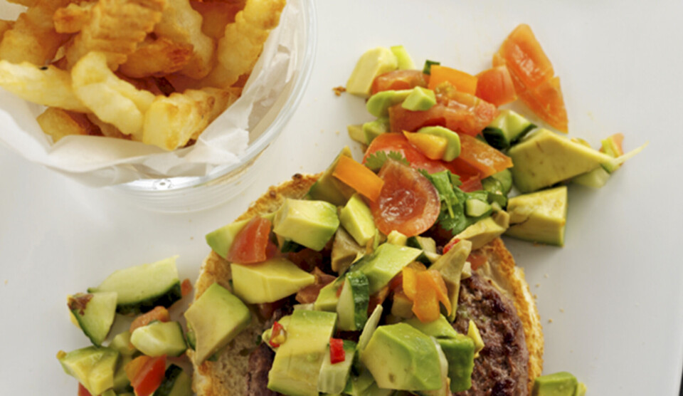 Opskrift på burger med guacamole