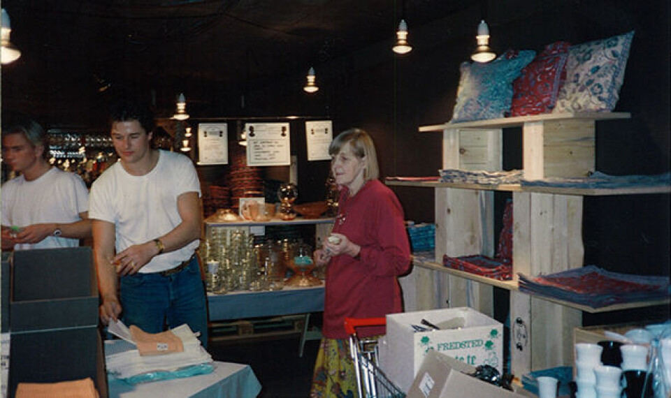 1989_Åbning af butikken i Herning. På billeder fra venstre Cresten Grene, franchisetager Keld 'Buller' Jensen og Inger Grene.jpg