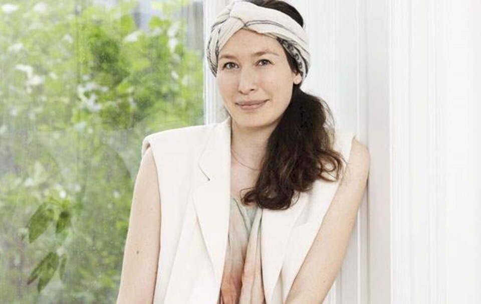 Naja Silfen (designer hos Adax) finder sine basisting i mandens garderobe