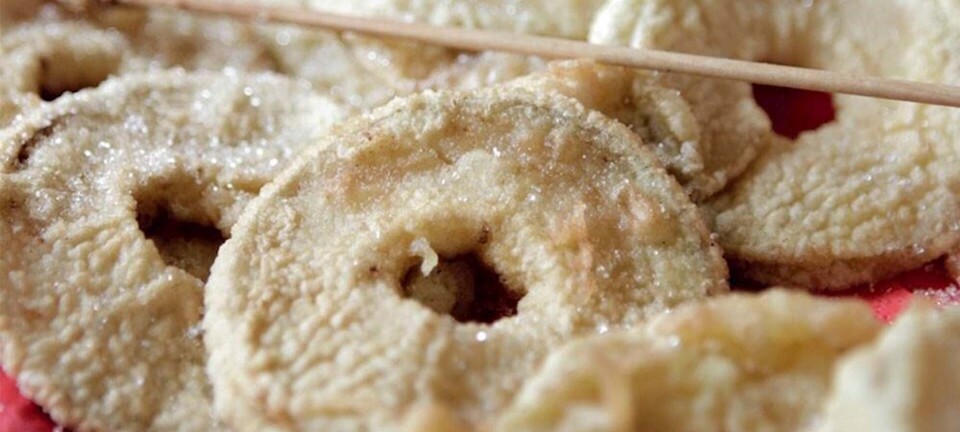 Æbleskiver i beignetdej