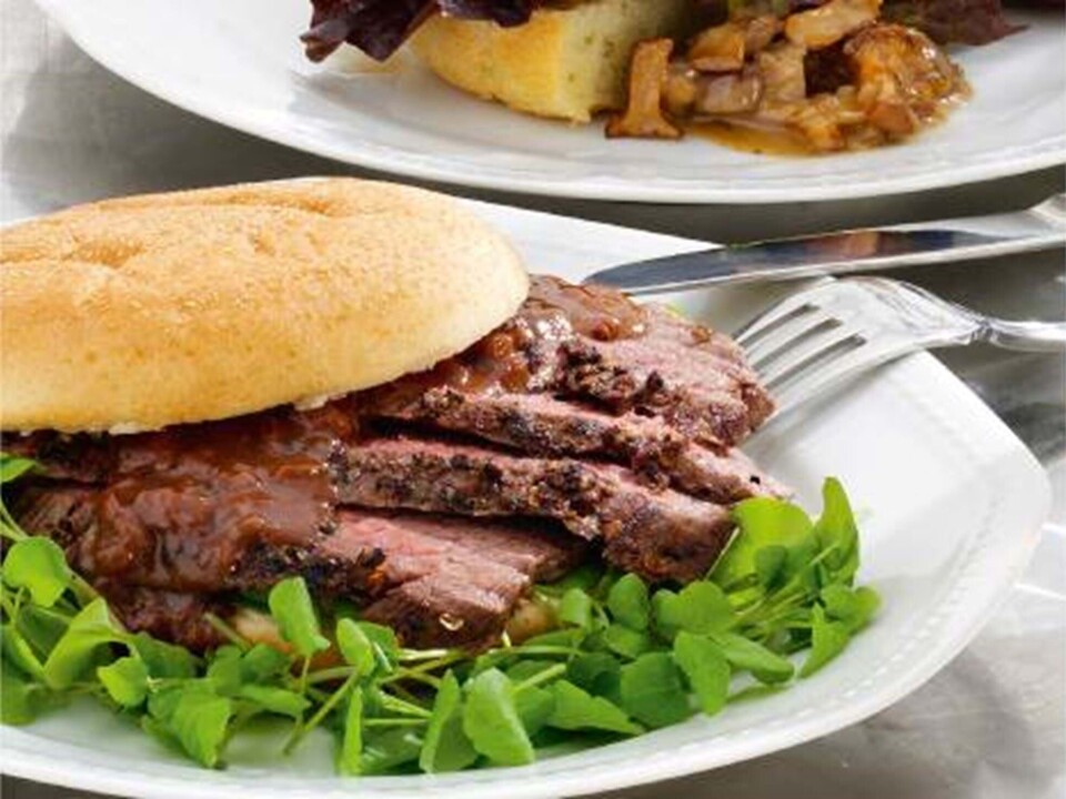 Burger med peberbøf
