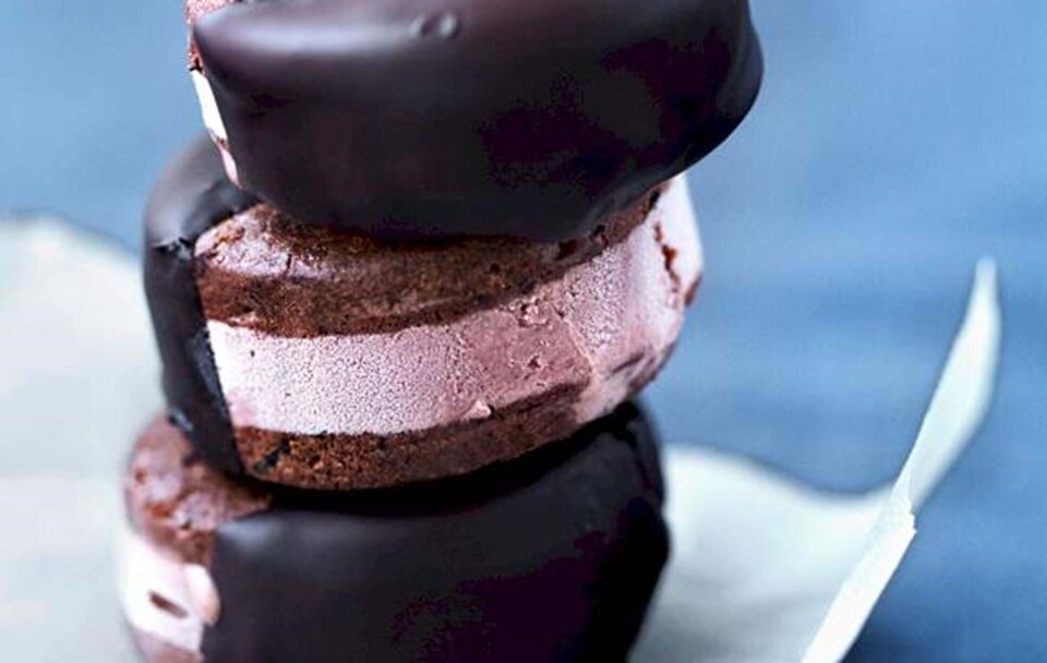 Double chocolate-issandwich